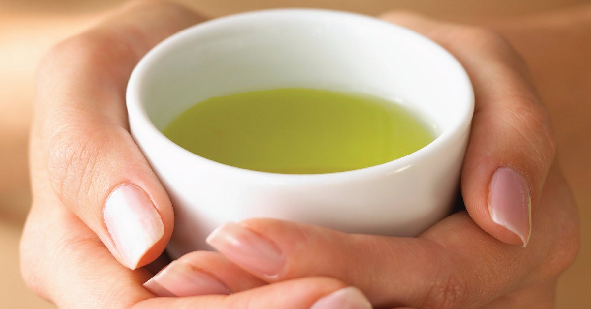 Green tea can help regulate your blood sugar levels. It lowers your fasting blood sugar when you have type 2 diabetes. More health benefits of green tea:

wb.md/4aP1rZQ

From #WebMD
#CrivitzPharmacy #Health