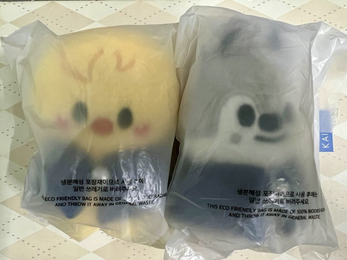 🛒 — WTS STRAY KIDS MAGIC SCHOOL CAFE 10CM PLUSH 🔮

💰RM60 / each

✅ WOLFCHAN
✅ BBOKARI

↳ on hand
↳ price exc local postage
↳ sealed, no pob
↳ fpfs basis
↳ dm to purchase

🏷️ #pasarskz #pasarskzmy #pasarstraykids #pasarstraykidsmy