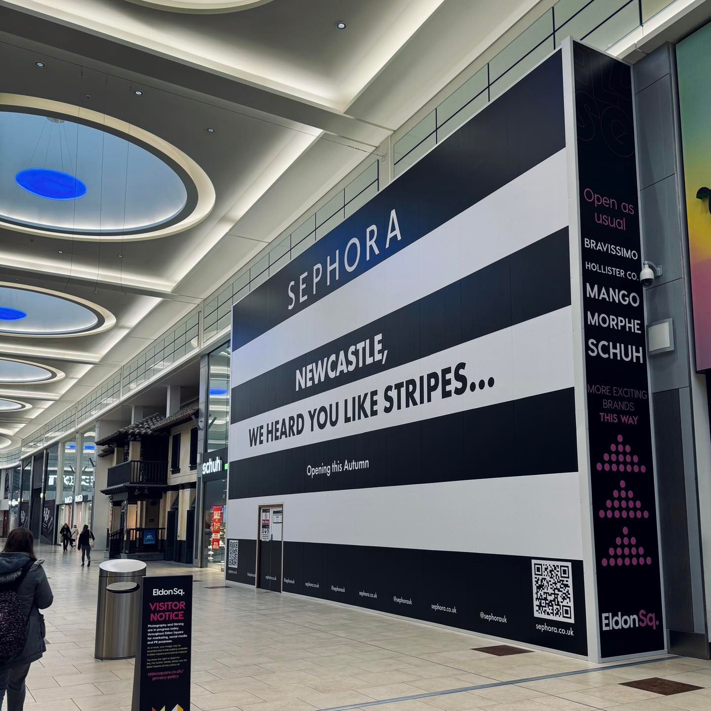 Hollister eldon square hotsell
