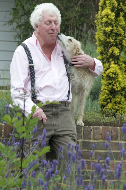 Tom Baker with his dog Poppy. ❤️🐶  #TomBaker #DoctorWho #FourthDoctor