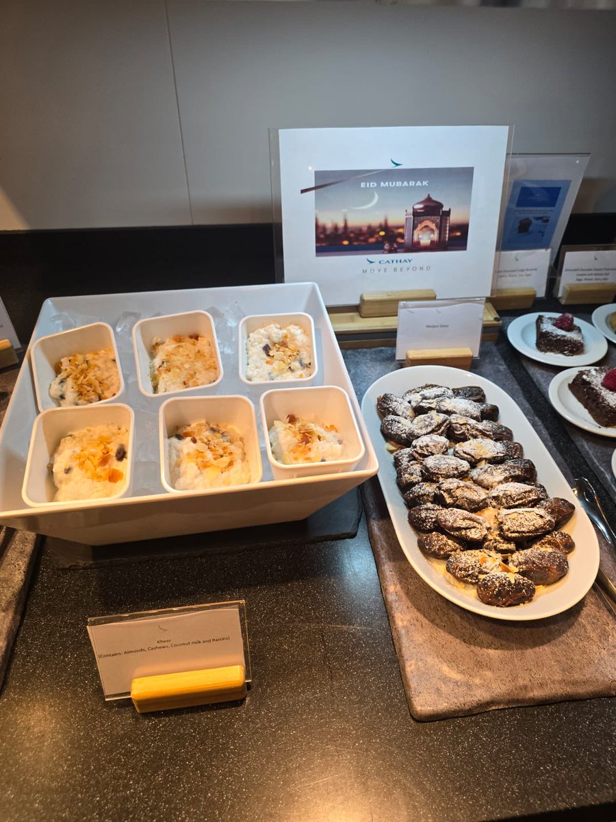 FrazZahid4SFO's tweet photo. Eid Mubarak!!
Sweet treats for our guest in CX lounge. We are celebrating Eid together. Great Team doing amazing things together! #cathaypacific #MoveBeyond #servicepartners https://t.co/MKeD5LH6DA