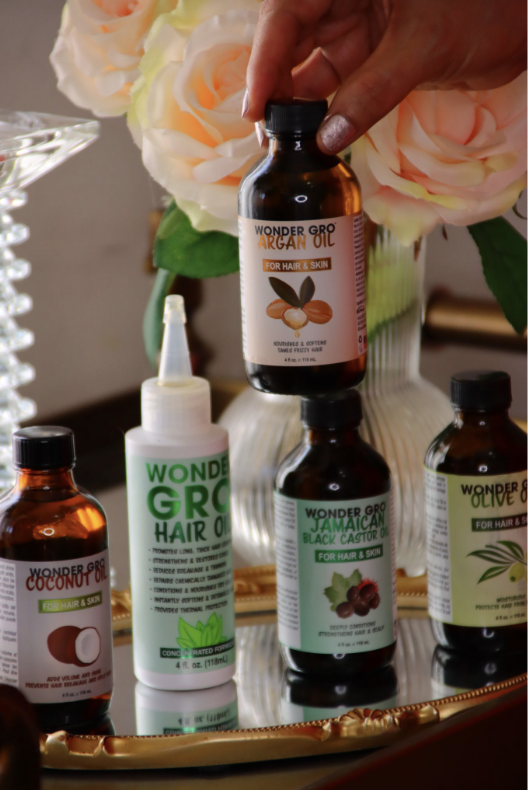 Need a little boost in the hair growth department? Look no further! Wonder Gro's Growth Oil is your ticket to longer, stronger hair. 💪
.
.
#HairGrowthOil #WonderGro #protectivestyles #naturalhaircare #naturalhaircareproducts #haircareproducts #naturalhair #coilyhair #kinkyhair
