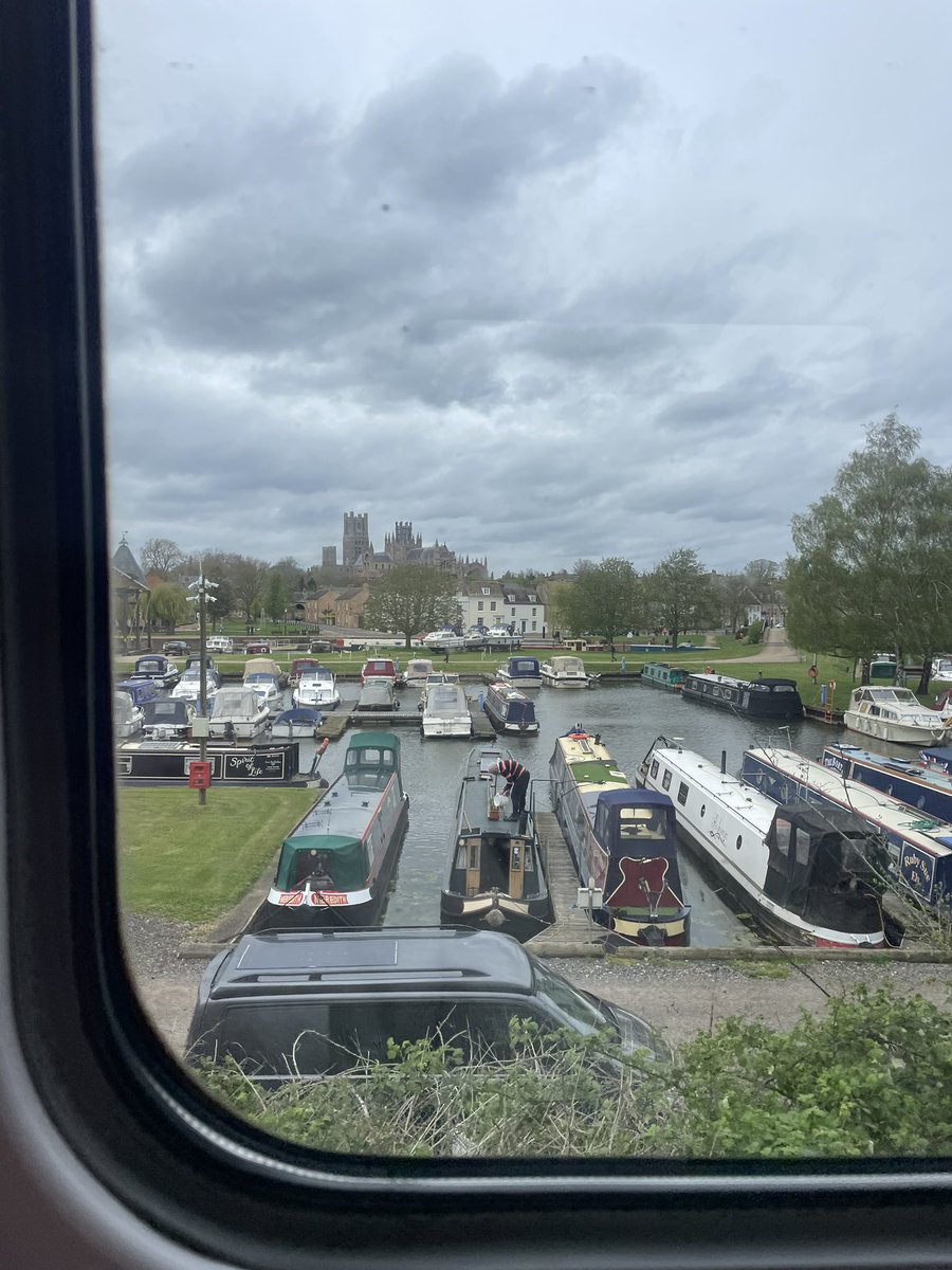 Lovely views en route to Manchester for the <a href="/digitaloftuk/">digitaloft</a> Digital PR Summit - can’t wait to see everyone tomorrow 🫶🏼