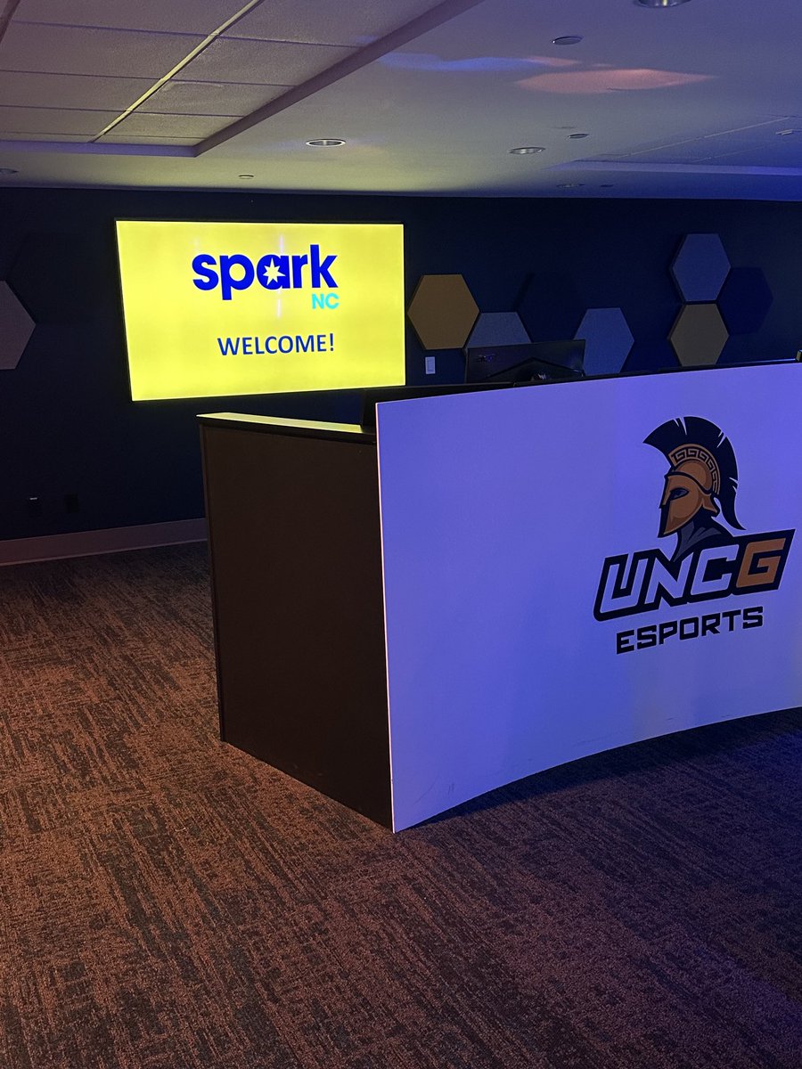 Ready for a great day of learning for ⁦@wearesparknc⁩ students and lab leaders ⁦@UNCG⁩ ⁦@UNCGesports⁩ ⁦@UnrealEngine⁩