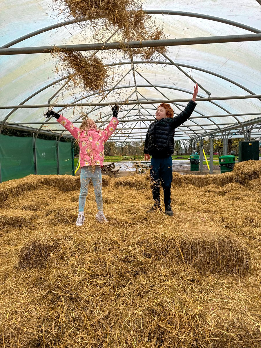 🌾Have you explored our hay bale play-pit yet? 🌾 Our Easter event is on for another 4 days so why not come on down and dive in? 🥳 And don’t worry, it’s undercover too, just in case those April showers do strike! ☂️ Grab your tickets here 📷 bit.ly/423nUyP