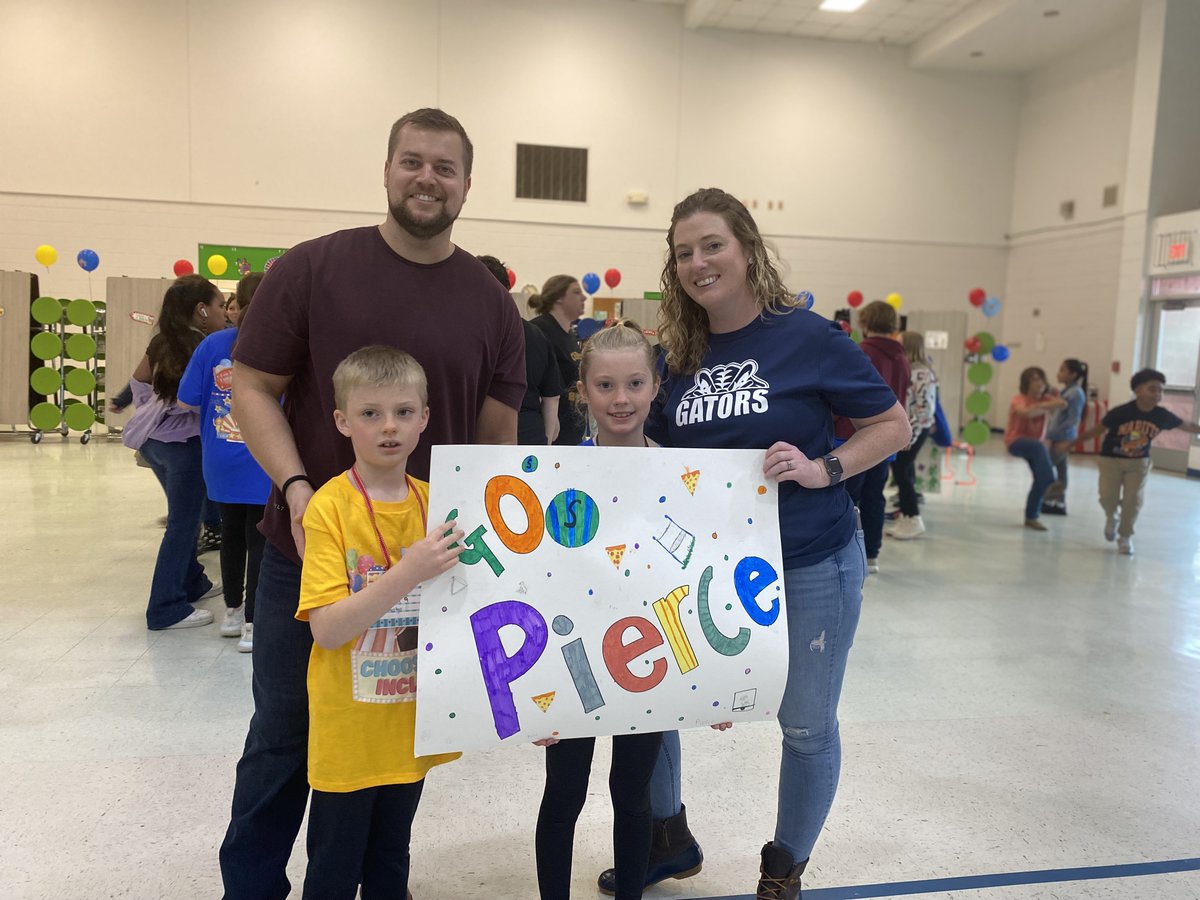 When Spring Creek Elementary School students were able to pick their own Unified pairs, Aubrey had no doubt she wanted to be her brother Pierce's Unified partner. 'It makes me feel happy to participate in things with him,' said Aubrey. #NationalSiblingsDay