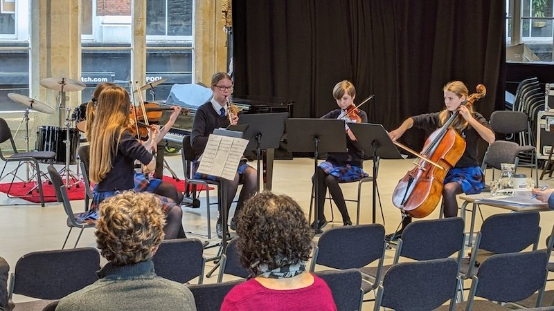 New Post: @tauntonschool's clarinet quintet recently celebrated as they reached the national finals of the Pro Corda Schools’ Chamber Music Festival:

schoolsearch.co.uk/news/taunton-s…