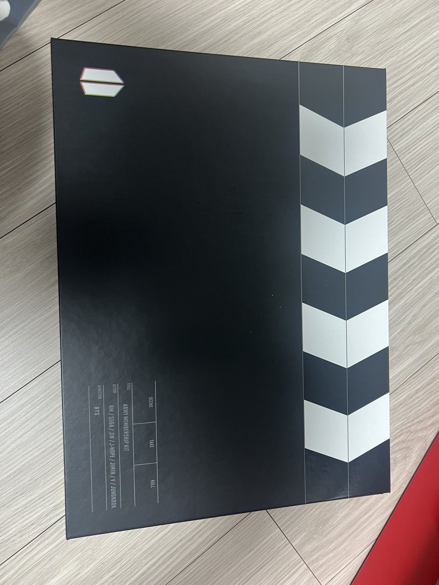 sga131's tweet photo. 멤버십키트 개당 1만5천원 https://t.co/oR7DOdJHaN