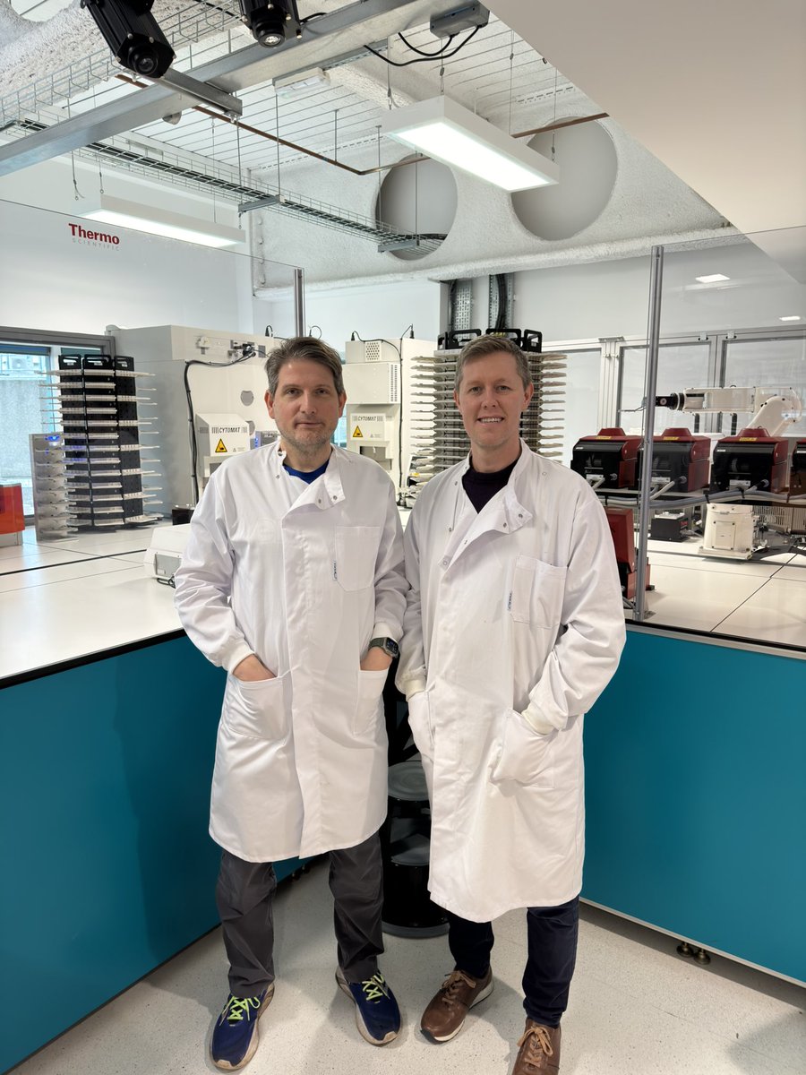 It was a great pleasure to have @geraldmbarry, a friend and colleague from @ucddublin visiting us @EdinGenFoundry. Great to catch up and learn about his cool science! 🦠🦠