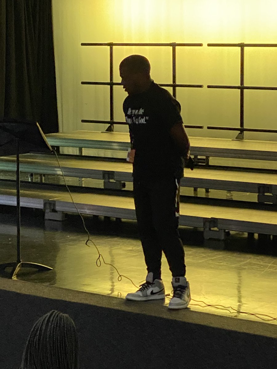 JoRobEducates's tweet photo. He’s more than a Coach &amp; a Math Teacher.. it was awesome to hear a word from one of our @amsboysathletic  Coaches.. Thank you @Coach_Chat_AMS for the amazing word &amp; sharing your testimony to our students. #GodsPlan #CAVU #ChristianStudentUnion https://t.co/A06NU4nmiv
