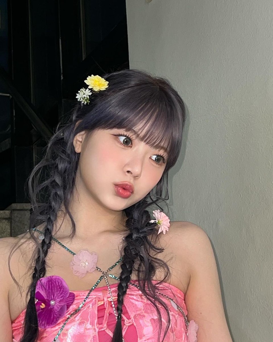 verperra's tweet photo. @moacaroons ㅤ﹙🀥﹚Kak michie, mau ikut. Namanya veresa perallorine (veve) https://t.co/7OnUQ5Cjd4