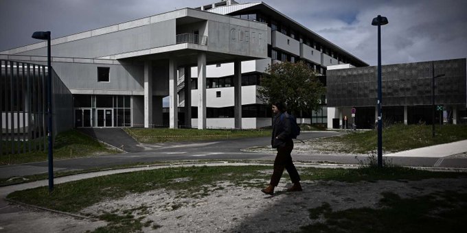 L’appel de 70 présidents d’établissements d’enseignement supérieur : « Les universités ne doivent pas être instrumentalisées à des fins politiques ».
[Tribune dans <a href="/lemondefr/">Le Monde</a>] 
👉lemonde.fr/idees/article/…