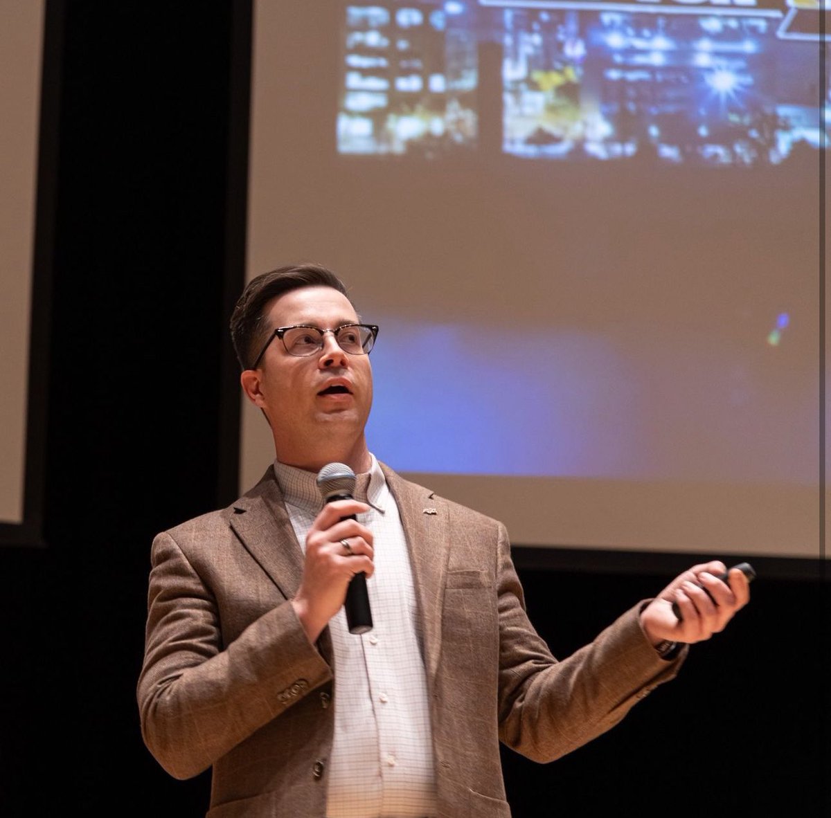 Josh Hinkle tweet media