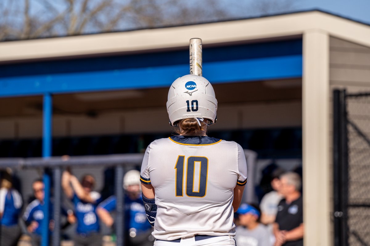 Gameday Ready 💪

🆚 Alfred University
⏰ 3:00pm & 5:00pm
📍Harrington Field
📺 portal.stretchinternet.com/alfred/
📈 portal.stretchinternet.com/alfred/

#team27 #ursb