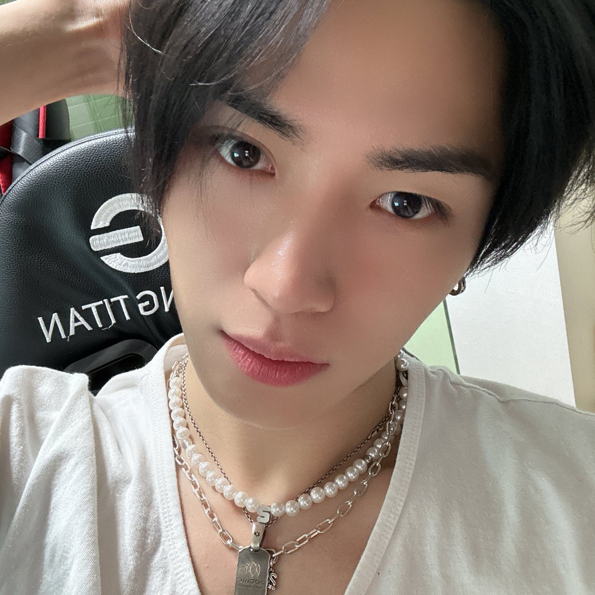 OmegaX_members's tweet photo. [#OX]

행복한 하루 보내기♥️

#OMEGA_X #오메가엑스 
#한겸 #HANGYEOM https://t.co/h9KnaGy8Nn
