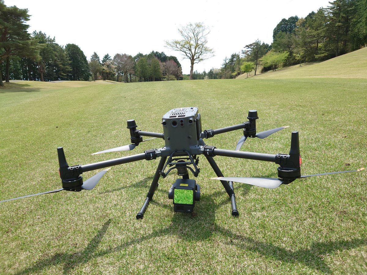 masanii_drone's tweet photo. 本日午後は顧客先で、点群データ解析処理❗

M350RTK ＋ L2 で取得したデータをDJI TerraとPix4Dmapperで構築した点群データとオルソ画像を元に、TREND-POINTで解析します✌
#矢沢永吉, #永ちゃん, #ドローン, #空撮映像, #ロードバイク, #写真好き, #M350RTK, #LiDAR, #L2 https://t.co/eyiKibz8eK