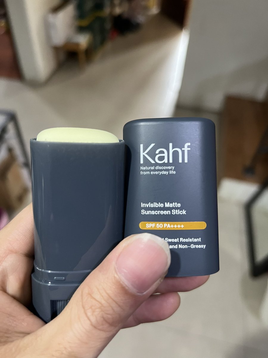 Produk kahf paling manteb, sunscreen oles.