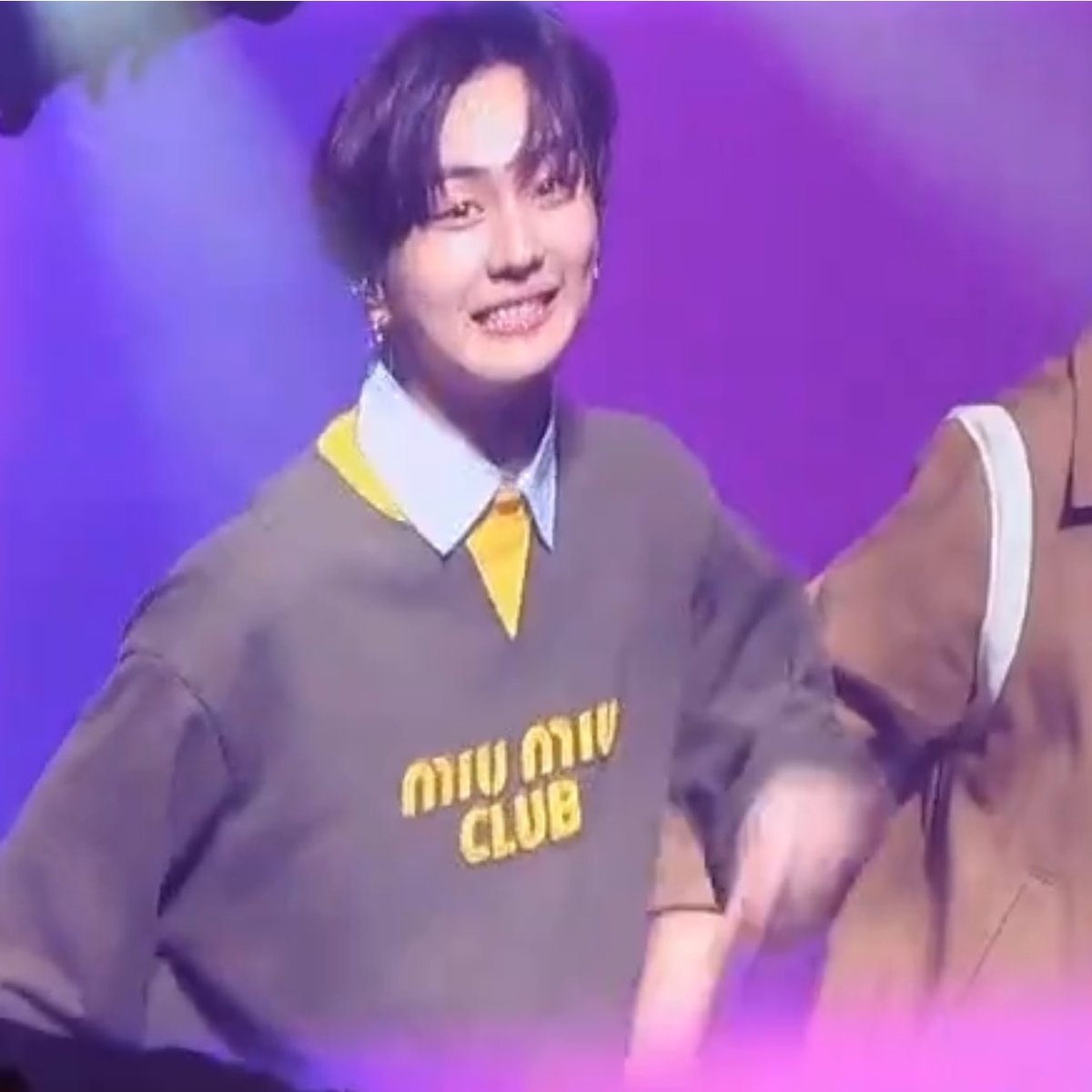 EN7ernally's tweet photo. JUNGWON CUTIEEEE 💕 https://t.co/a07dA0iyqM