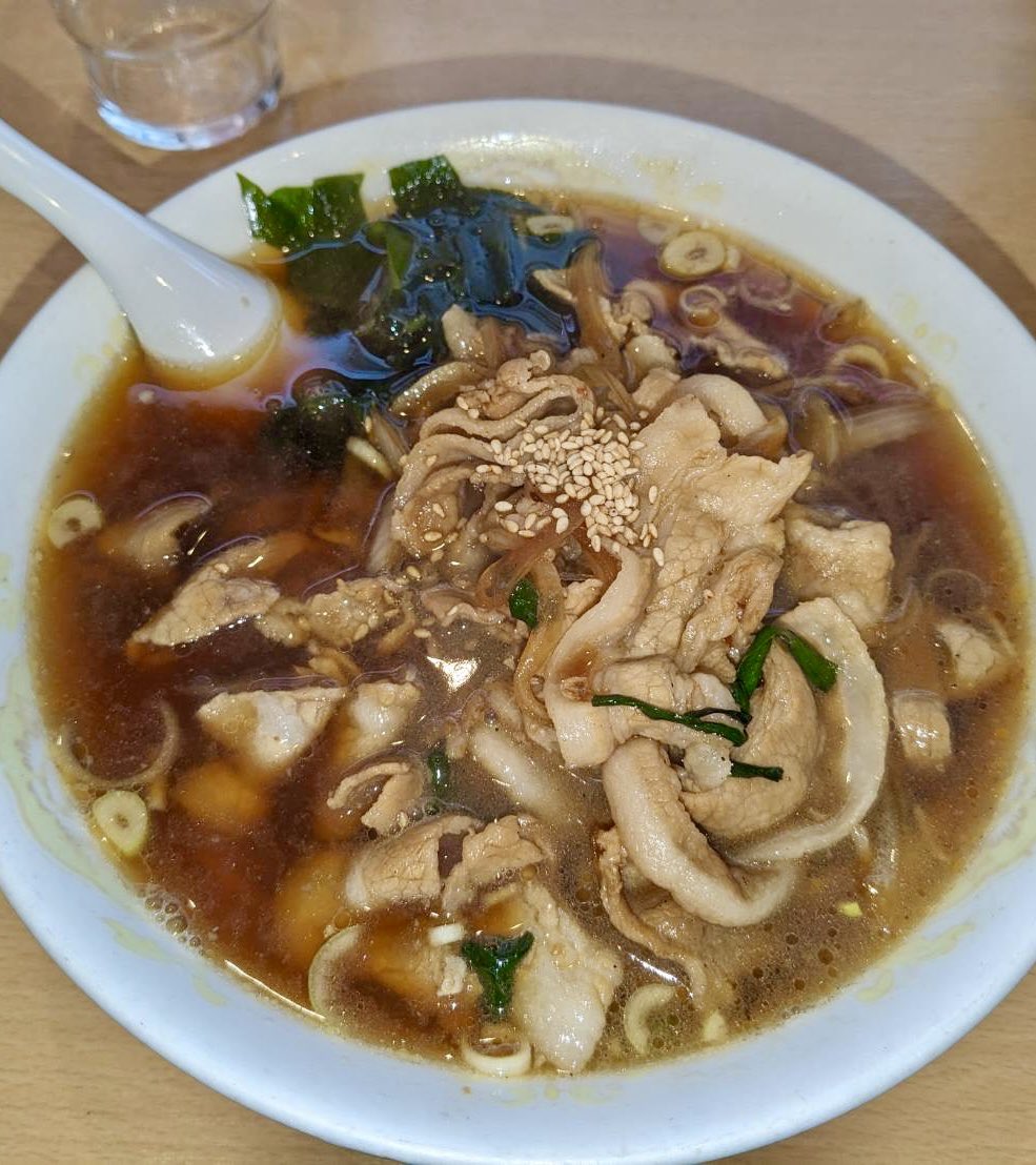 ヤキニクラーメン

#ラーメン
　札幌軒