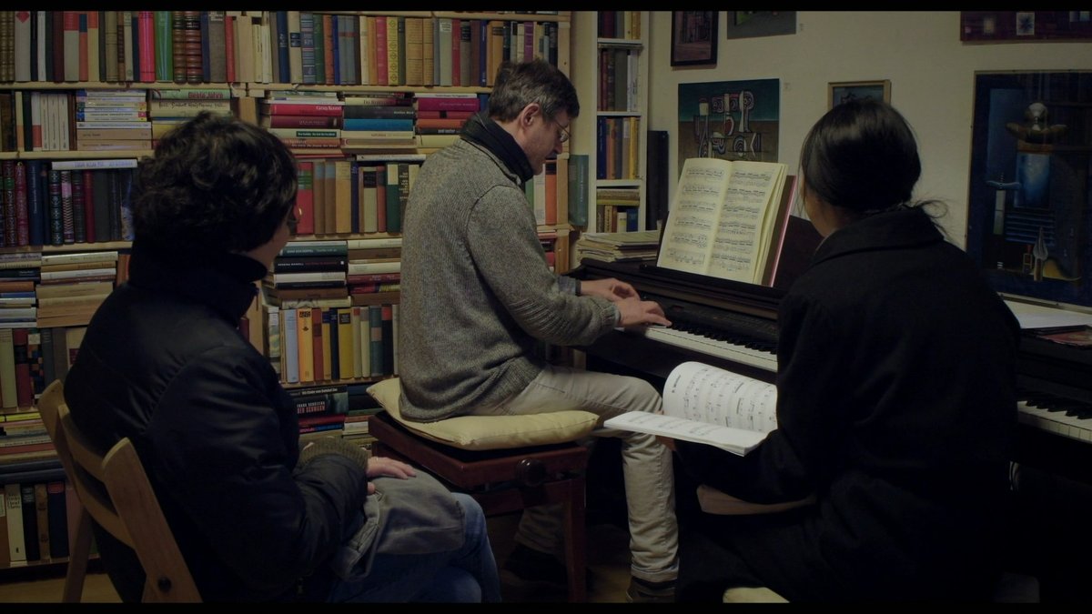 Roryyy_A's tweet photo. I thought it was interesting how the use of background music was very subtle. Two points in the movie the background music came from a character playing an instrument and other times the music was usually gentle and not abrupt or loud. 5:42 and 16:25 are the scenes with the piano https://t.co/3rwzcndaC6