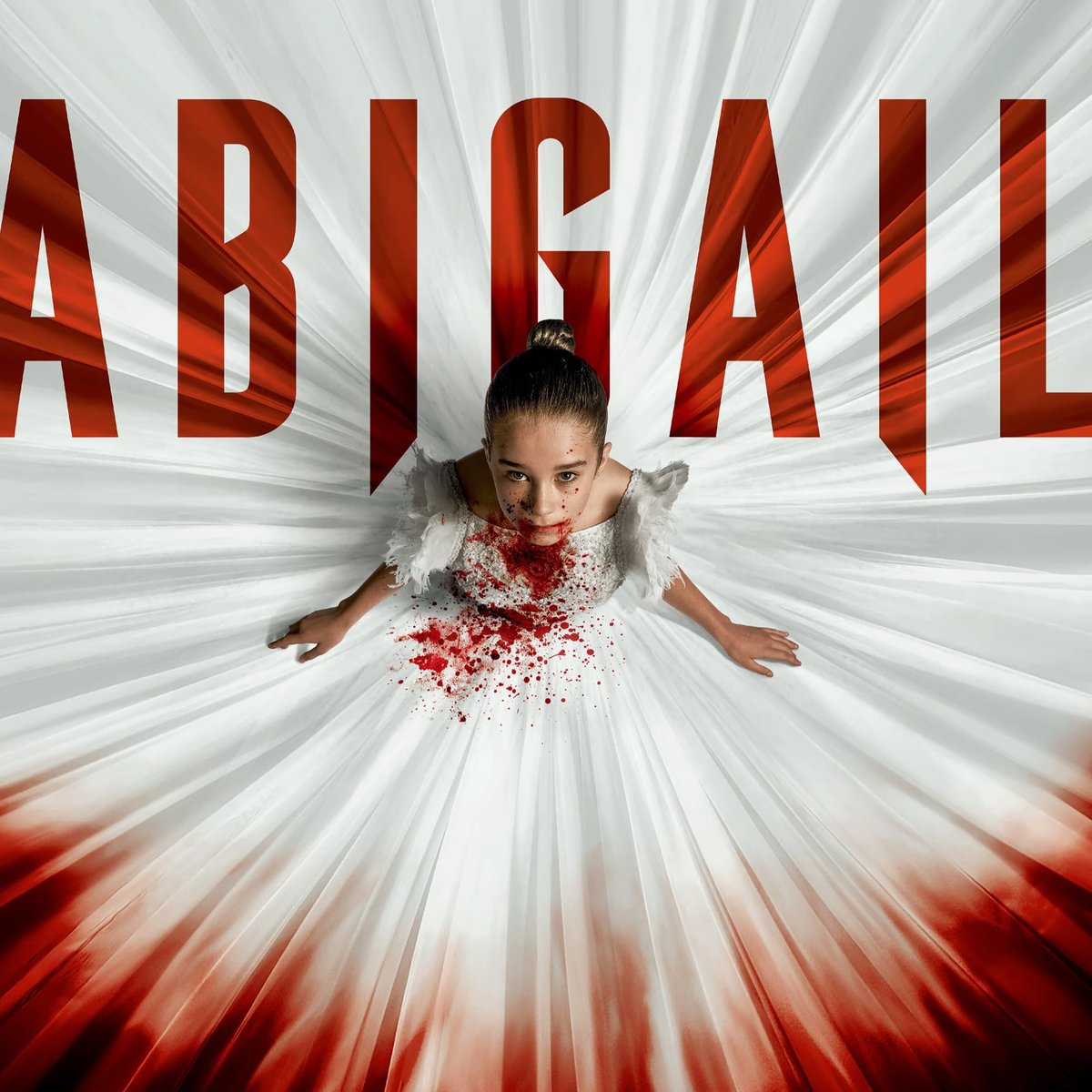 #AlishaWeir como #Abigail  de #MattBettinelliOlpin/#TylerGillett. Basada en #LahijadeDrácula de 1936, y tal vez la inspiración de #AnneRice. Mi opinión para @cinergiaonline