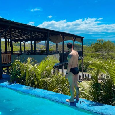 Adancastro09's tweet photo. #NuevaFotoDePerfil 🏊🏻🧜🏻‍♂️ https://t.co/geJ3NIgH3l