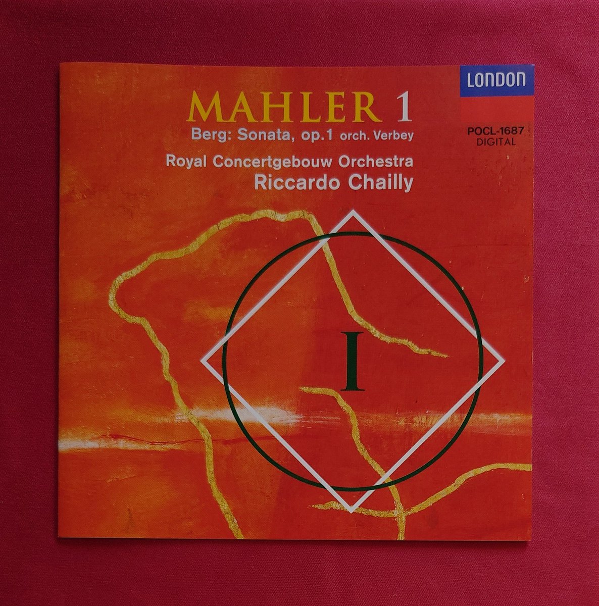 Gustav Mahler🇦🇹
Symphonie Nr. 1 Ｄ-dur “Der Titan”
Royal Concertgebouw Orchestra,Amsterdam🇳🇱
Riccardo Chailly🇮🇹
シャイー🇮🇹のCDも実は聴きます😊

マーラー🇦🇹交響曲第1番・巨人
リッカルド・シャイー🇮🇹
ロイヤル・コンセルトヘボウ管弦楽団🇳🇱
Decca Record🇬🇧POCL-1687🔵🔴
CD💿国内盤