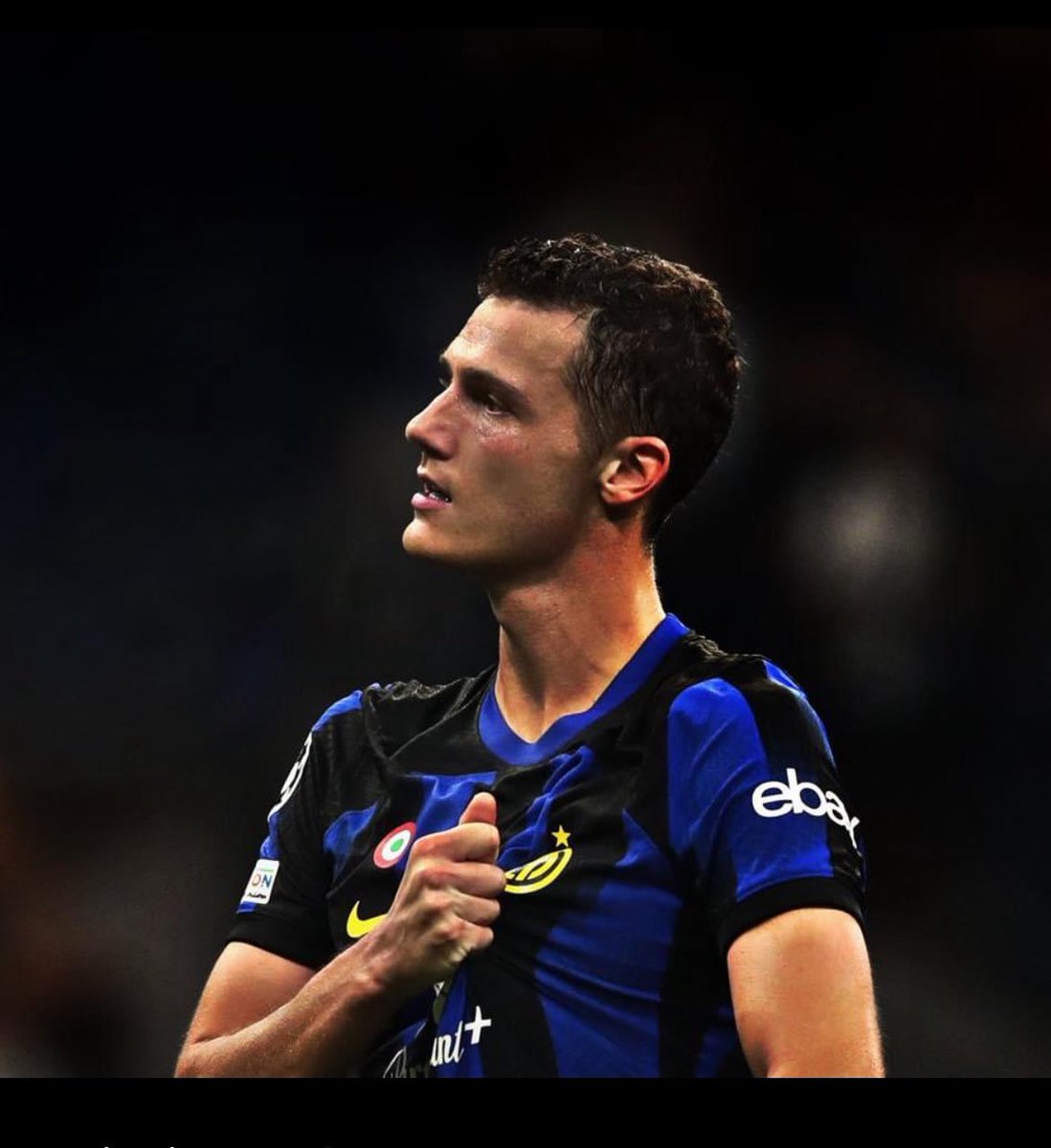 AverageJoe_17's tweet photo. THREAD: Grading Inter’s 2023 summer transfer window On a scale of A-F starting with:

Benjamin Pavard: A

Brought real quality to the defense this season. Looked like the natural at wide CB that we all that he would be. Would be an A+ if he didn’t pick up an unfortunate injury. https://t.co/TSPbClU0B9