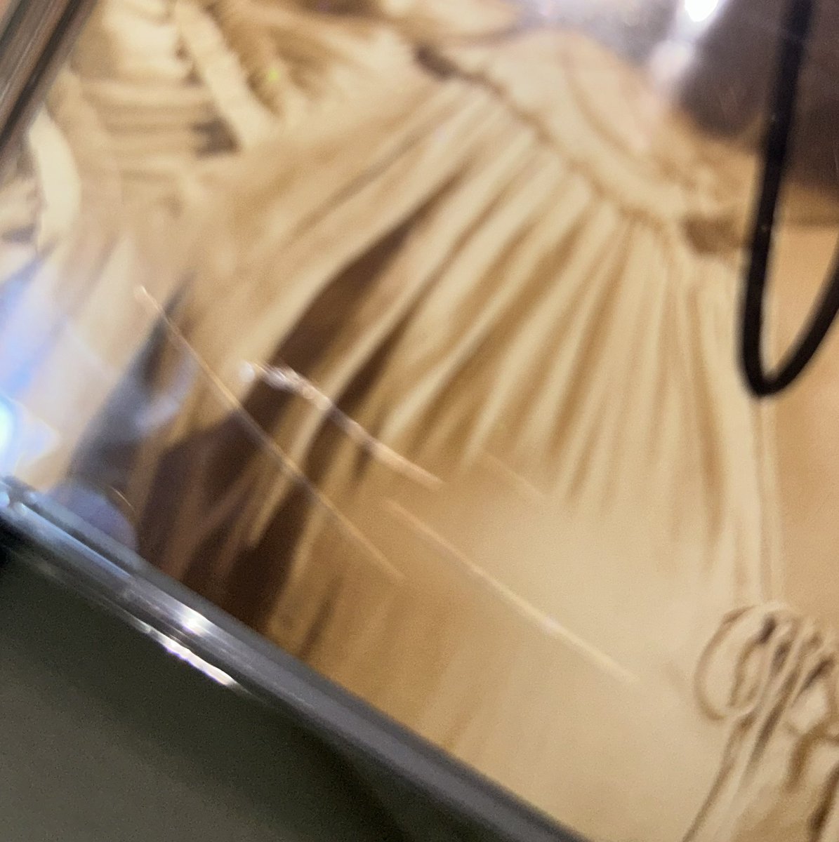 There was a lot of interest in this so I’m doing a randomiser tweet to pick who buys it. 

Signed Fearless TV - $80USD 
+ shipping from AUS. (I just noticed a few marks on it 😭)

Follow + RT/like this tweet. 

Person picked on 29th April.

I appreciate your support!