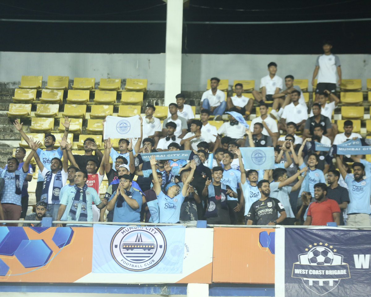 The support you brought on at the Fatorda last night is what made us BELIEVE in the miracle, मंडळी! 🩵

#ISL10 #AamchiCity 🔵
