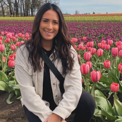 ShellyyDee's tweet photo. #NewProfilePic https://t.co/fkIUzMzOKR