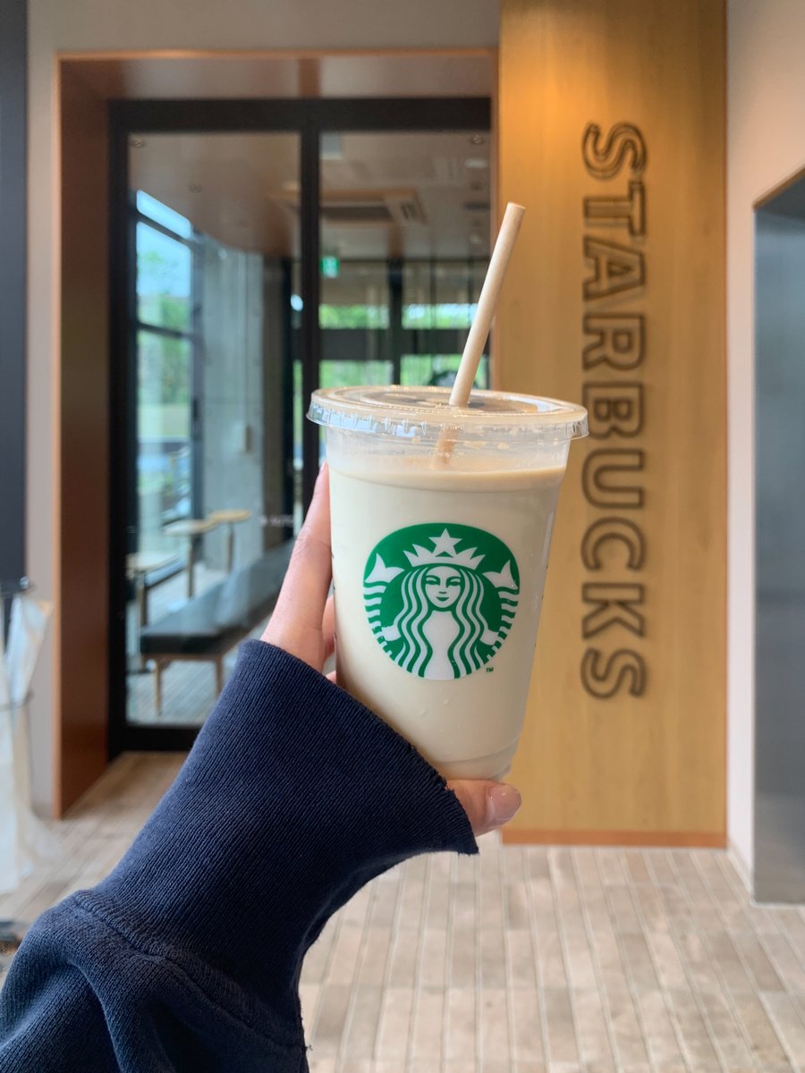 _misakiii's tweet photo. 雨の日！🌧️🌧️
誕生日にもらったギフトでベンティ🥤❤︎ https://t.co/algUM8qHPR