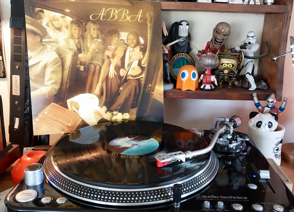 NP: ABBA - ABBA (1975)

From my really super duper awesome cool 2014 8 Studio Albums vinyl box set.
 
 #VinylCommunity #VinylRecords #recordcollection #records #VinylAddict  #vinyljunkie #NowSpinning #LP