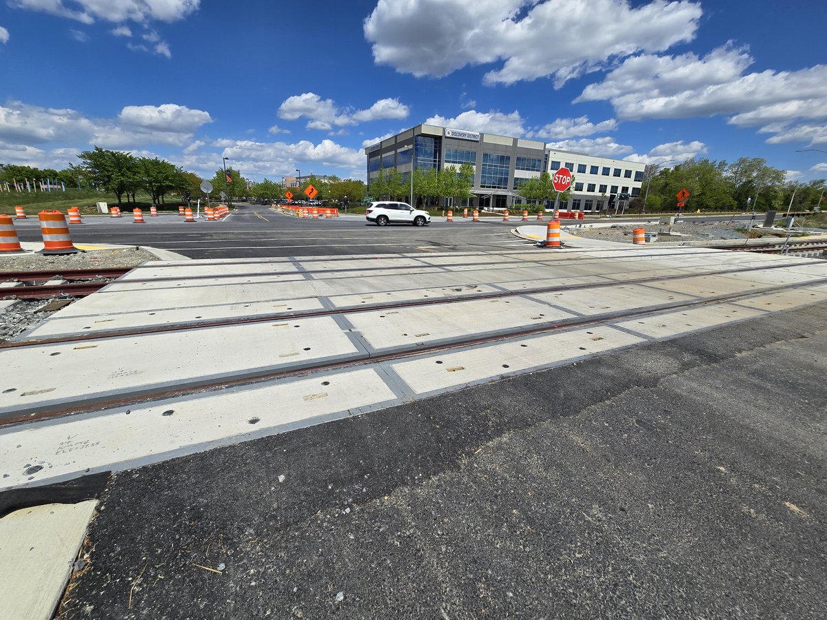 Construction is progressing on the @PurpleLineMD!