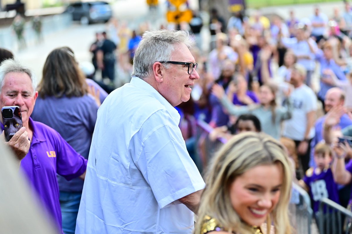 LSUgym tweet picture