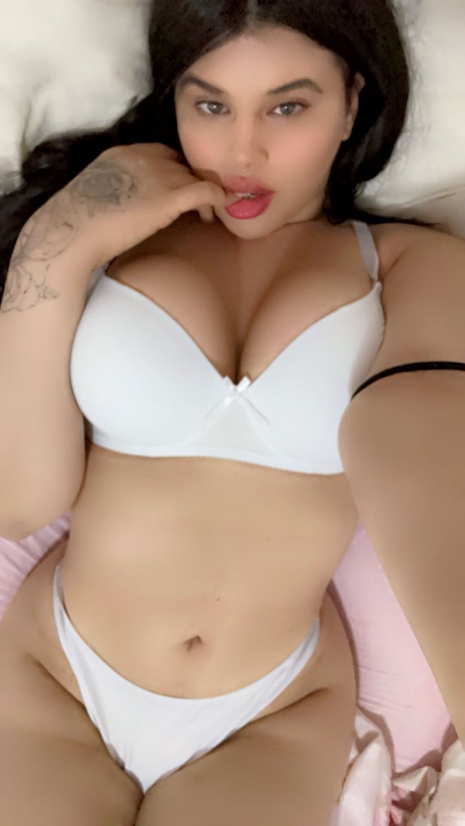 magicabich's tweet photo. @JorgeDior69 @ToribioOfic 
Estoy cachonda 🍆🍆🍑🔥🔞 https://t.co/GPtmBku8uL