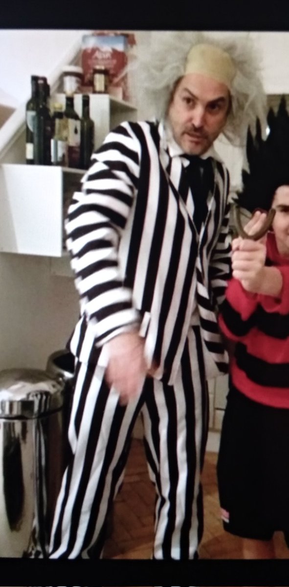 Ayatola, crítico de cine. tweet media