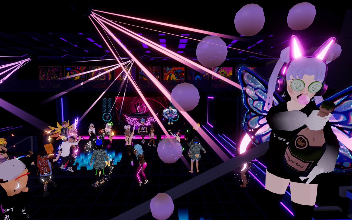 ・₊✧𝐇𝐄𝐍𝐍𝐘 𝐖𝐄𝐃𝐍𝐄𝐒𝐃𝐀𝐘♡₊˚ ・₊✧ 📍-70,82 Rage! 🎶@HENNYWUBS #DCLfam #Decentraland #DCL #Metaverse @multinft @DollhouseDCL