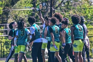 15U @ Battle Of The Dawgs presented by <a href="/Dawg_Culture/">DAWG Culture</a> 

<a href="/elijah_h15/">𝙀𝙇𝙄𝙅𝘼𝙃 𝙃𝙀𝙉𝘿𝙀𝙍𝙎𝙊𝙉 6’1 185 WR 2027</a> @vincenthill24 <a href="/BearFehrman/">Bear Fehrman</a> <a href="/LouisKenbeng3/">Louis Kenbeng JR.#3</a>

#TheFamily ⚔️