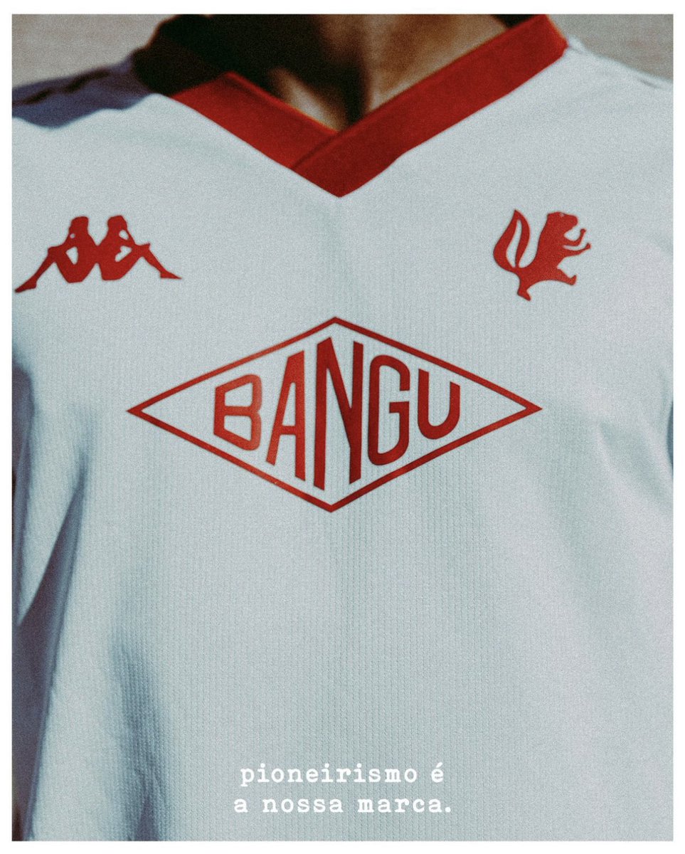 DoentesPFutebol's tweet photo. Não tenho palavras pra descrever a beleza da nova camisa II do Bangu! PQP!!!!! 

📷 @_peperodriguess https://t.co/uDQdxcKBcC