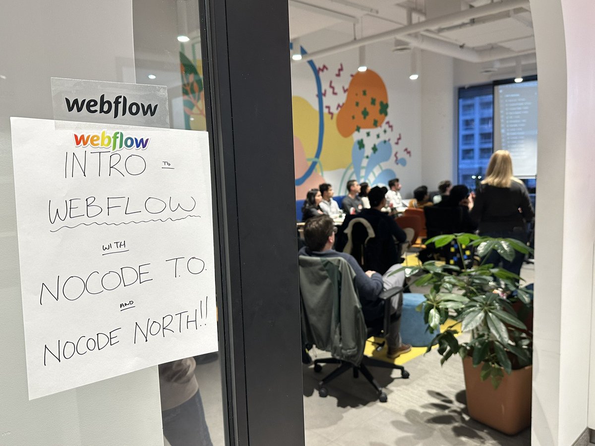 nocodeandy's tweet image. Packed room for our Intro to @webflow meetup with #NoCodeTO and @NoCodeNorth 🎉