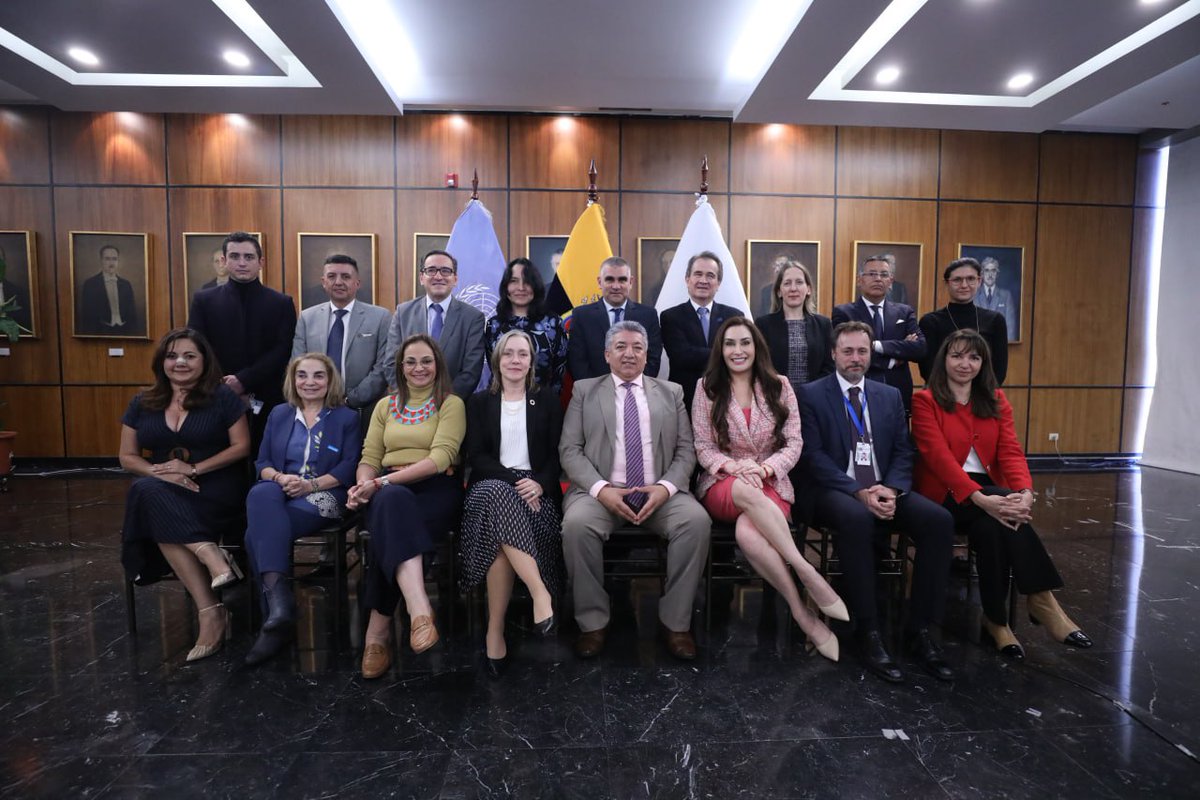 AsambleaEcuador tweet picture