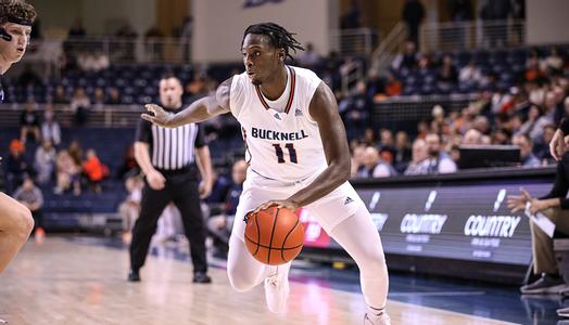 Bucknell (D1) transfer Josh Adoh has committed to Cal State San Bernadino (D2)!

Adoh joins the Coyotes fresh off their Final Four run 🔥

<a href="/CoachArgenal/">GUS ARGENAL</a> and co. are reloading ⚪️🔵⚪️🔵
