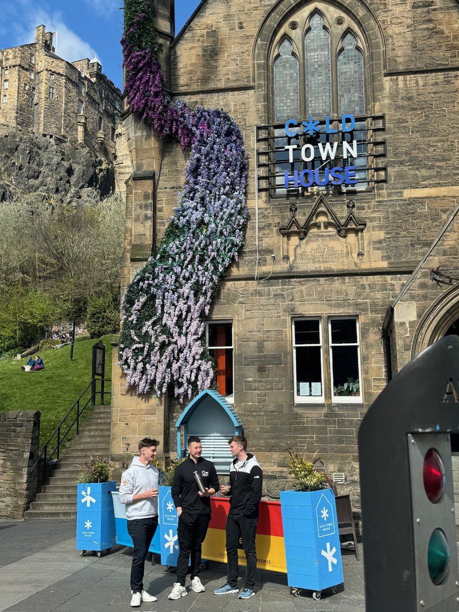 A great day with <a href="/MagnumcreamUK/">Magnum Cream Liqueur</a> 🥃

Who wants to see behind-the-scenes content 👀