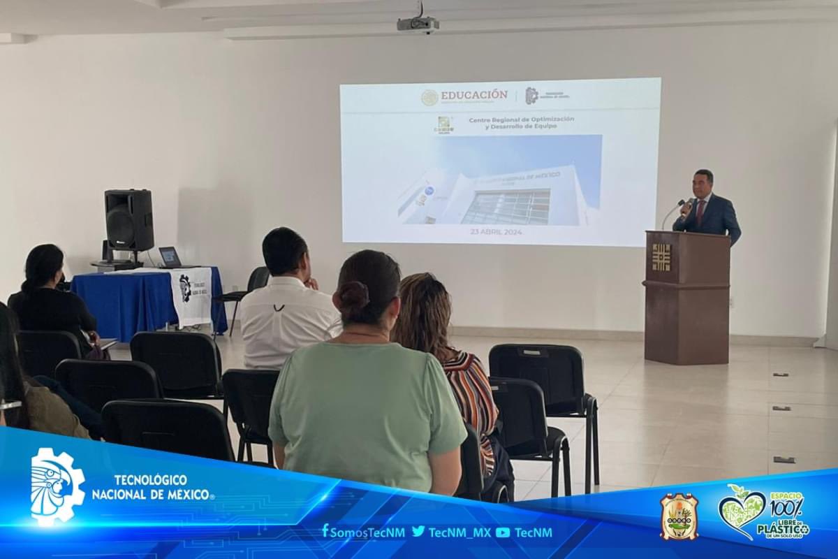 TecNMRoque's tweet photo. ¡Nuestros estudiantes de Gestión Empresarial brillaron en la MasterClass sobre Derechos de Autor, Registro de Marcas, Patentes y Propiedad Industrial en TECNM - CRODE Celaya !. #SomosTecNM #TerritorioCarnero https://t.co/P85vX0CV5D