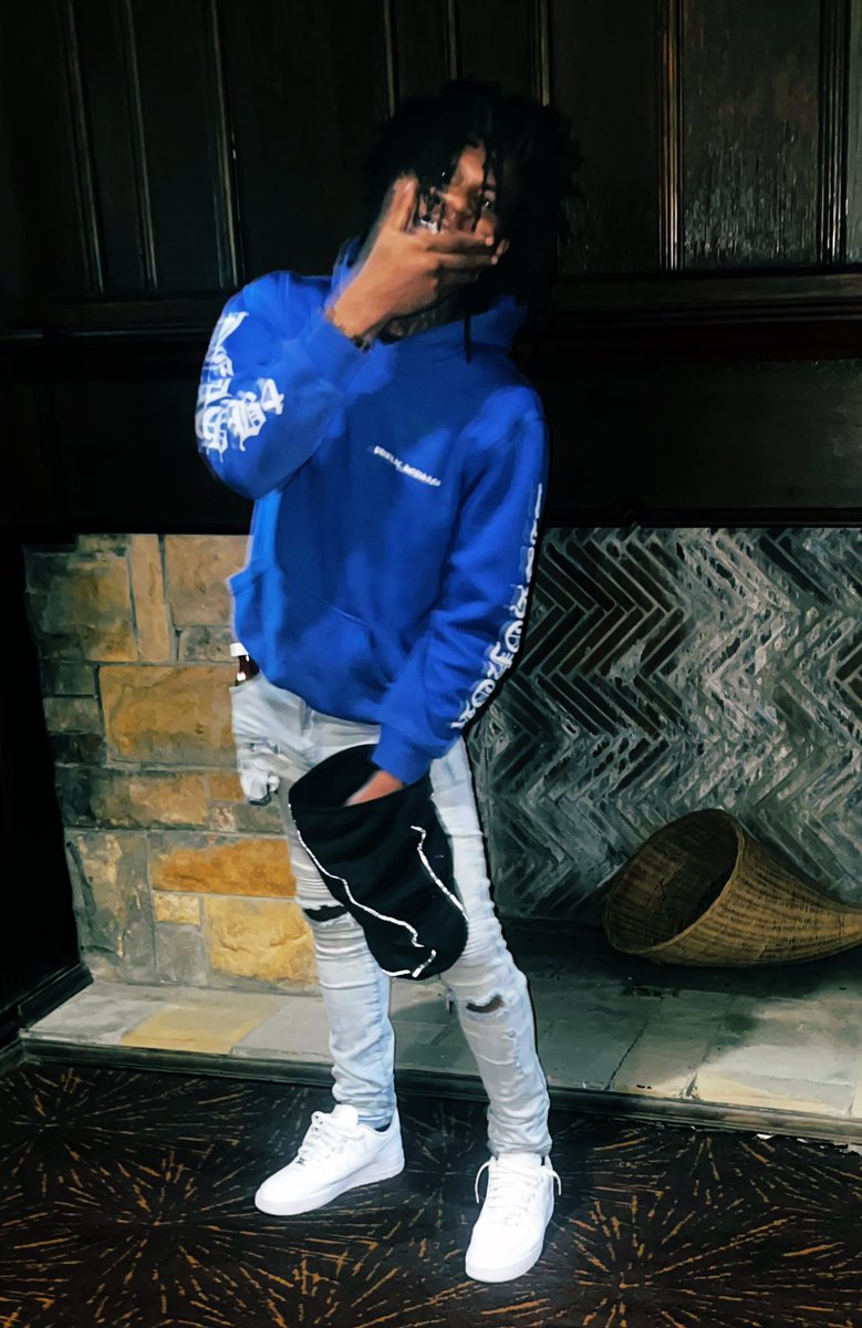 TaeFrm722's tweet photo. 🌋🎰2️⃣2️⃣🧛🏿🐍🐍🐍👑🦠🩸 https://t.co/Pz69npvdX4