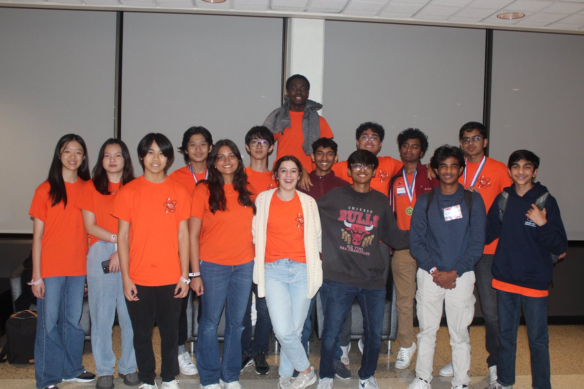 ScienceCFISD's tweet photo. It takes a team! The Science Olympiad team ranked 8th in the state competition this past weekend. This makes BHS the highest ranking CFISD HS  in the state!! Go, Bears!!! 🧡💙🧡💙 https://t.co/kO3pbmggmX