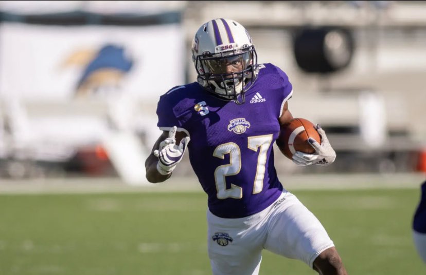 #AGTG Blessed to receive my 2nd offer from North Alabama💜🤍‼️@SAMIEPARKER @Carver_FB @RecruitTheWest_ @bobbycarr11 @Madhousefit