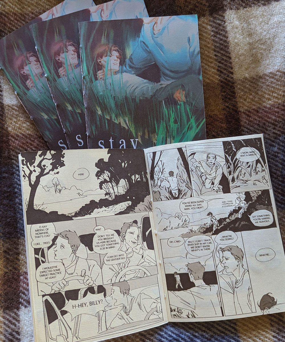 Learned how to bind my comic into a lil zine 😋 