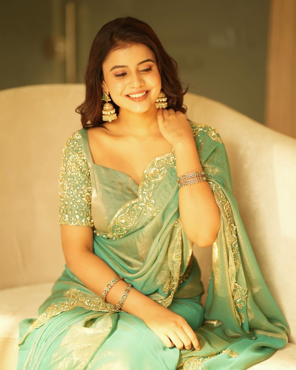 #AruljothiArockiaraj Gorgeous Look

#KollywoodCinima #Actress #Pic #Heroine #Cinema #Tamil #Image